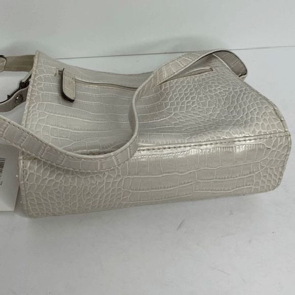 Villager Bone Dream Team 2‎ Shoulder Bag - Picture 4 of 5